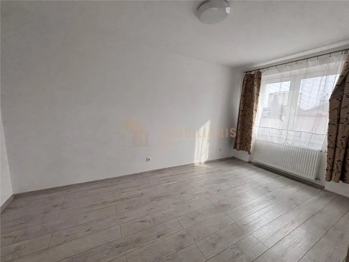 De inchiriat -Apartament 2 camere zona Porumbescu - foto 4