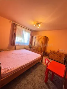 Chirie -Apartament 3 camere cartierul Sasar - foto 4
