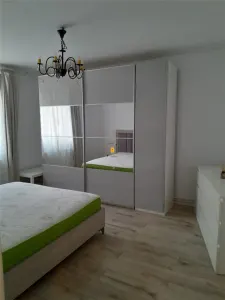 Apartament 2 camere in vila zona ultracentrala - foto 2