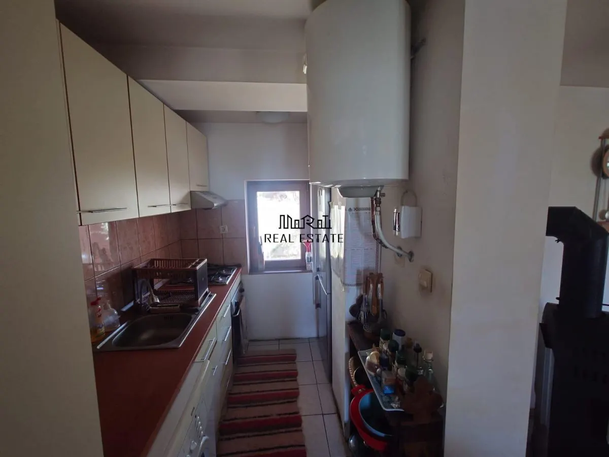 Aici incepe linistea - Casa cu gradina si foisor in Brazii Arad - foto 11