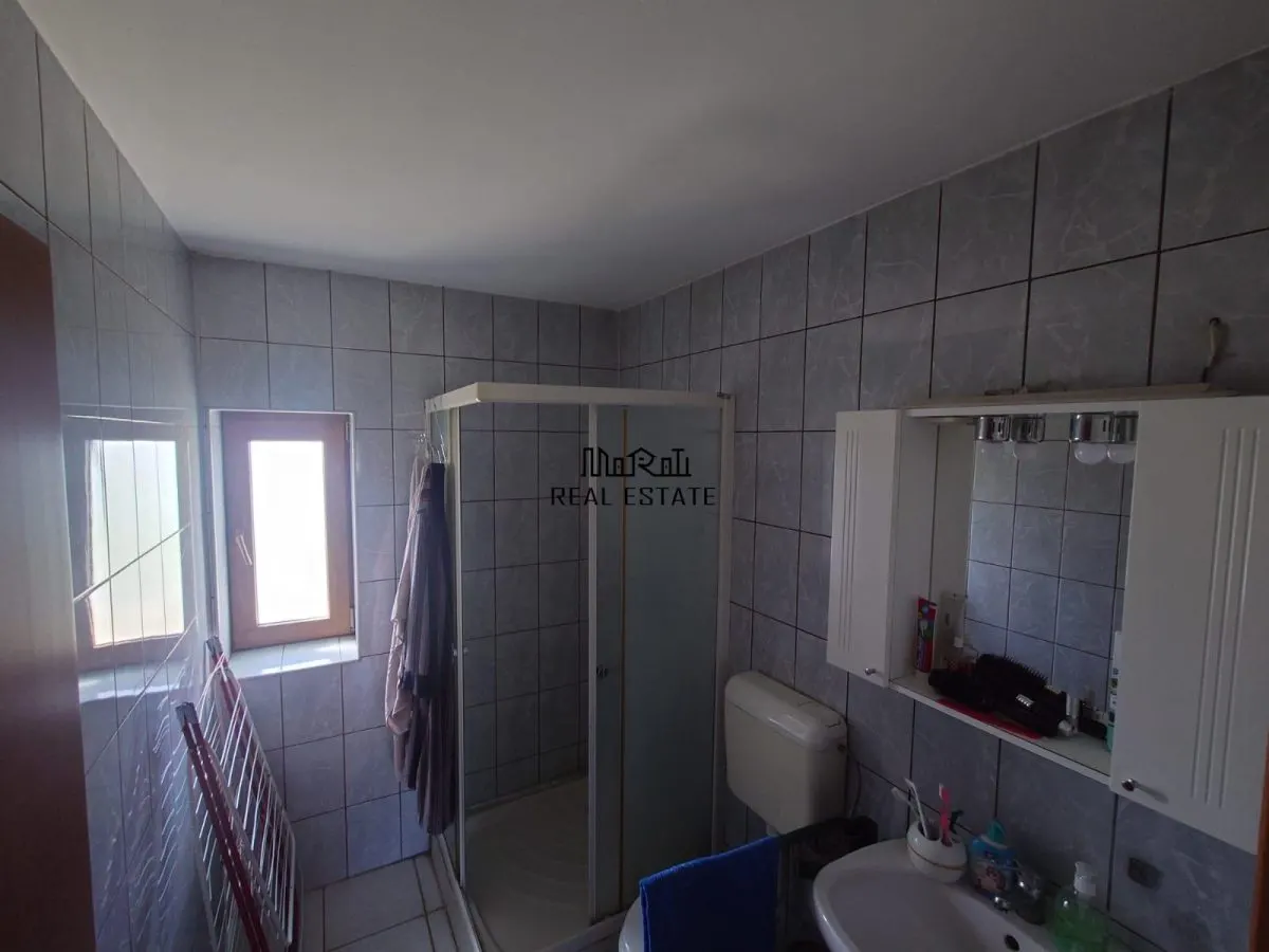 Aici incepe linistea - Casa cu gradina si foisor in Brazii Arad - foto 13