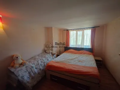 Aici incepe linistea - Casa cu gradina si foisor in Brazii Arad - foto 9