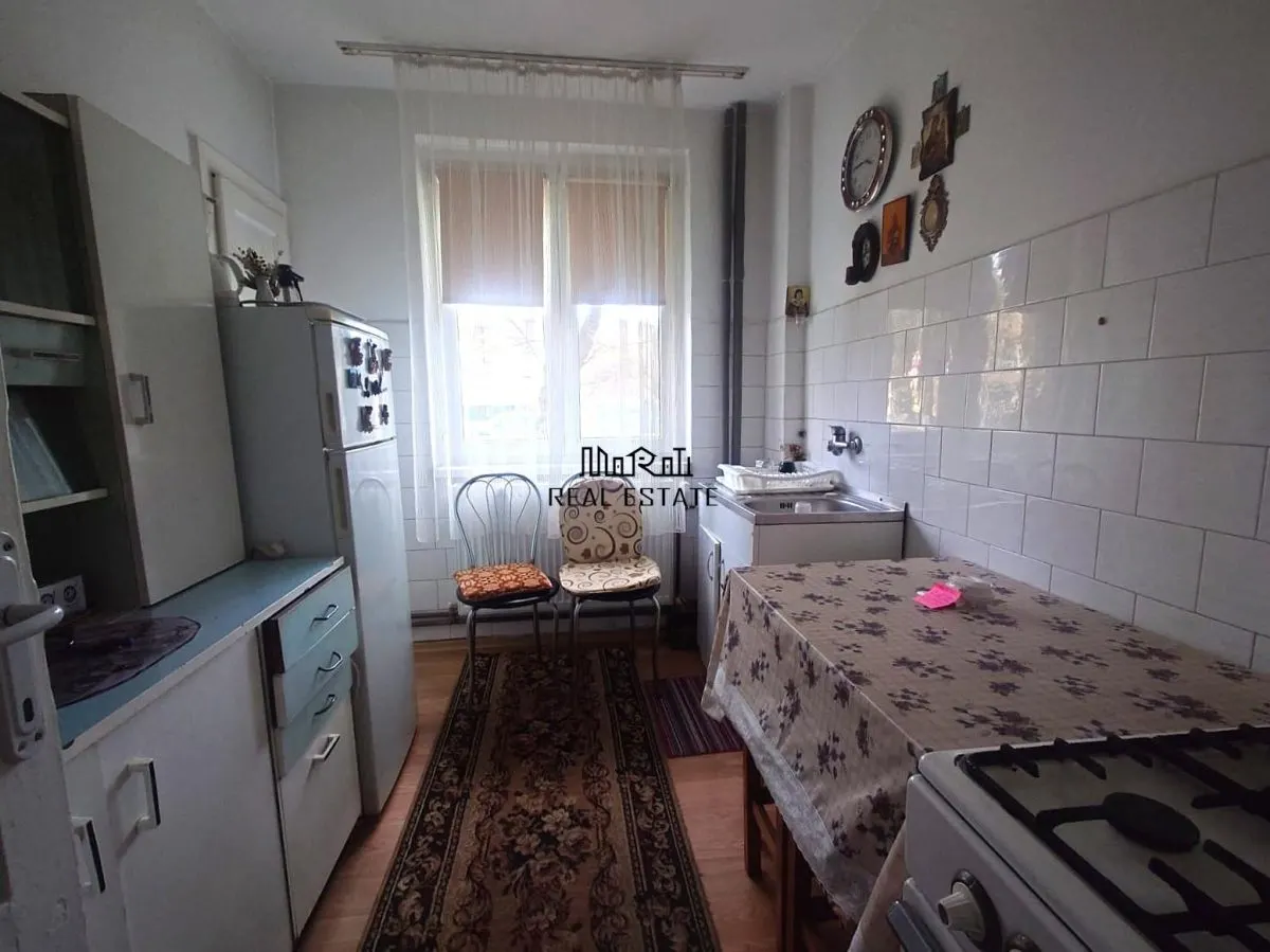 Apartament 2 camere, 45 mp, parter - Orasul Nou, Brad - foto 4