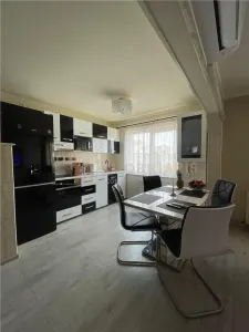 Apartament 3 camere Bd Bucuresti - Baia Mare