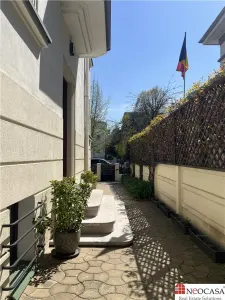 Vila reprezentativa la 2 minute de Arcul de Triumf | Curte superba - foto 7