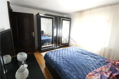 Apartament 2 camere , centrala proprie , zona Lunei - foto 5