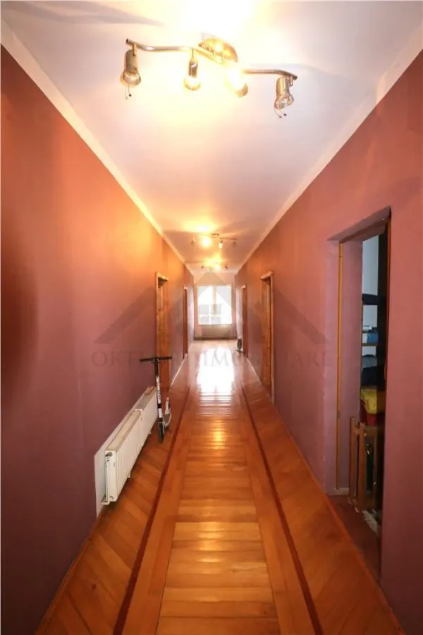 Casa 200 mp+ teren 1100 mp, 2 fronturi stradale - foto 10