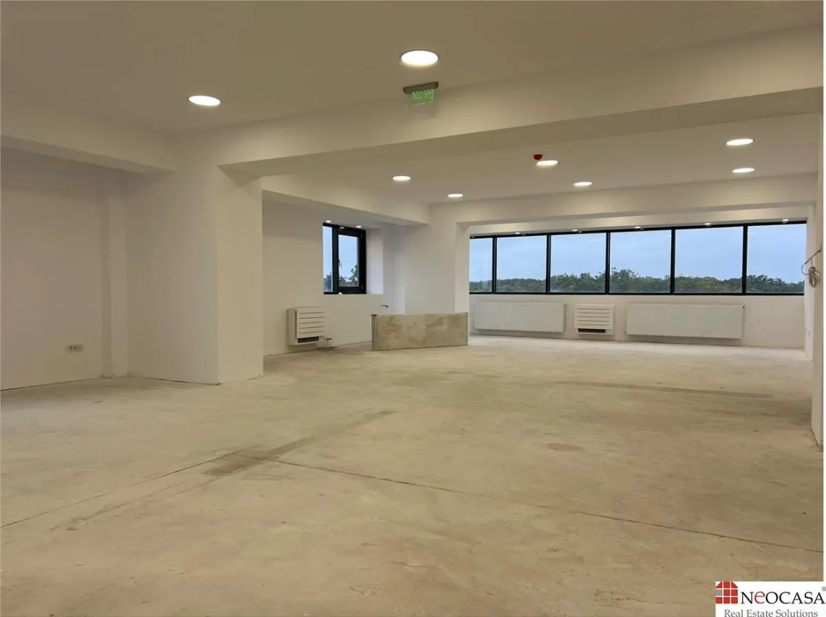 Cladire reprezentativa de birouri – 1162 mp - foto 1