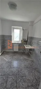 Apartament 2 camere cf 2 semidecomandat zona Crang 2 - foto 4