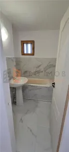 Apartament 2 camere cf 2 semidecomandat zona Crang 2 - foto 8