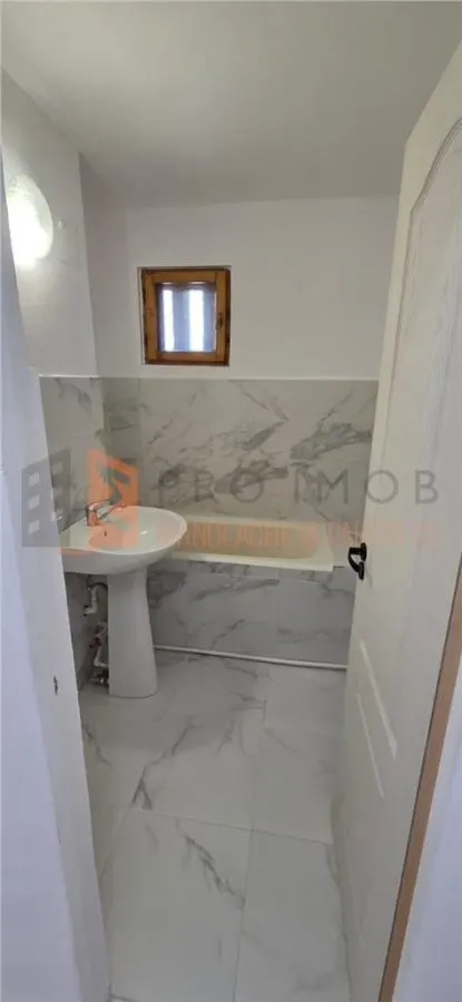 Apartament 2 camere cf 2 semidecomandat zona Crang 2 - foto 8