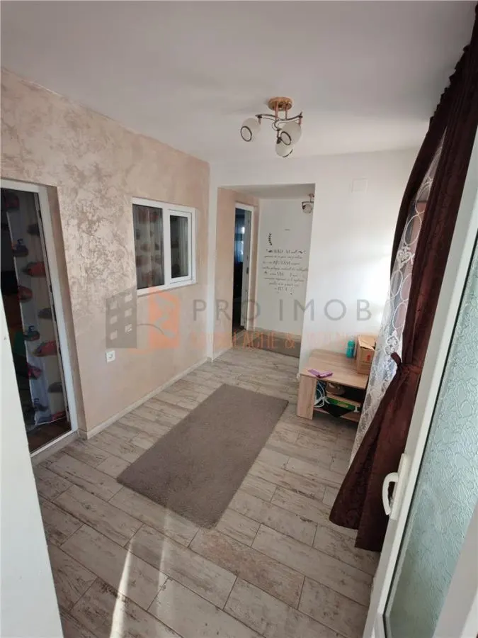 Casa tip parter zona Maracineni - foto 18