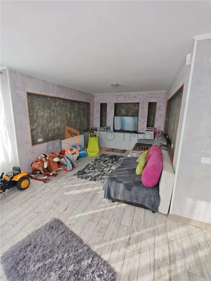 Casa tip parter zona Maracineni - foto 6