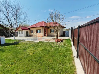 Casa tip parter zona Candesti - foto 4