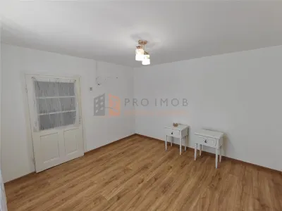 Casa tip parter zona Candesti - foto 7