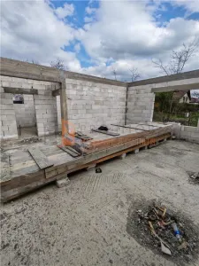 Casa tip parter zona Vernesti - foto 4
