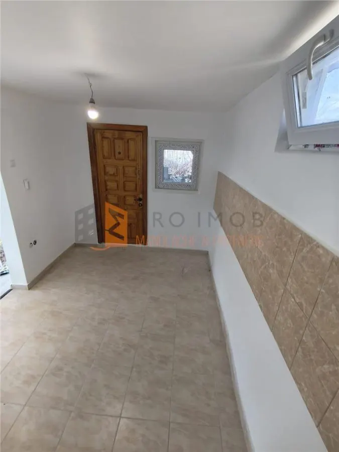 Casa tip parter zona Pietroasele-Saranga - foto 4