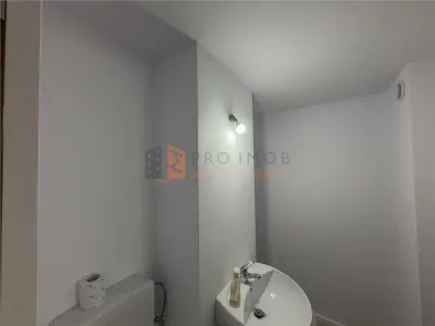 Apartament 3 camere cf 2 decomandat Zona Micro 14 - foto 14