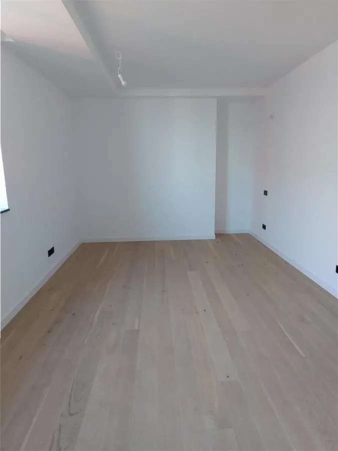 APARTAMENT DE VANZARE IN ZONA FLOREASCA LAC - foto 8