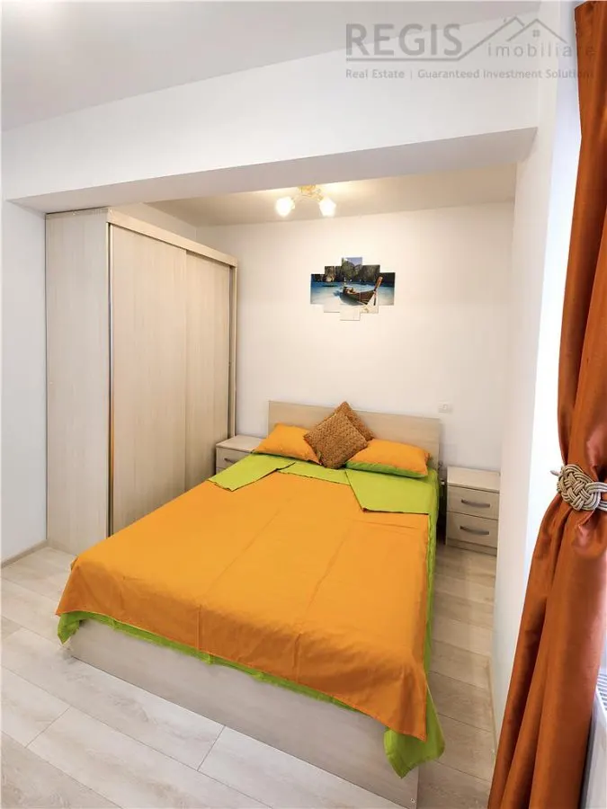 Apartament tip studio la 1 km de mall Coresi cu parcare - foto 4
