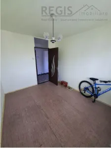 Apartament 3 camere cu parcare si boxa zona Spitalul Judetean - foto 7