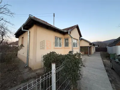 Casa tip parter zona Cernatesti - Cernatesti