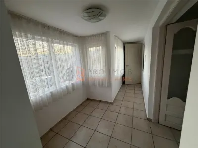 Casa tip parter zona Cernatesti - foto 11