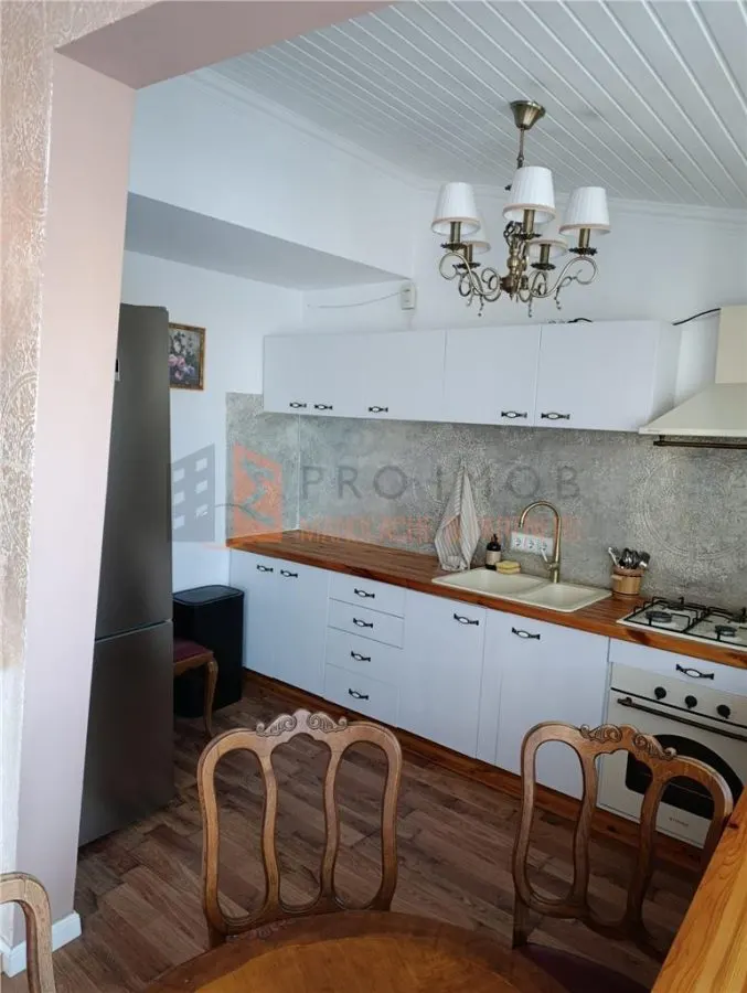 Apartament 3 camere cf 1 decomandat zona Micro 5 - foto 12