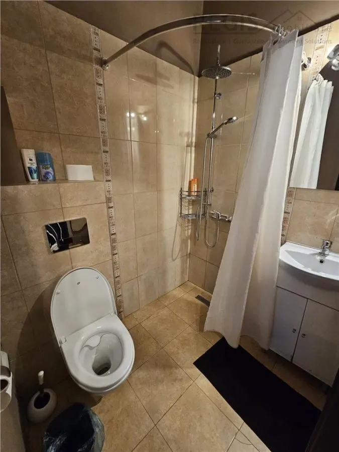 Casa 2 apartamente si curte privata , AFI Mall Brasov - foto 18