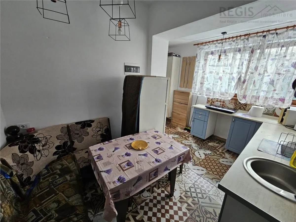 Casa 2 apartamente si curte privata , AFI Mall Brasov - foto 3