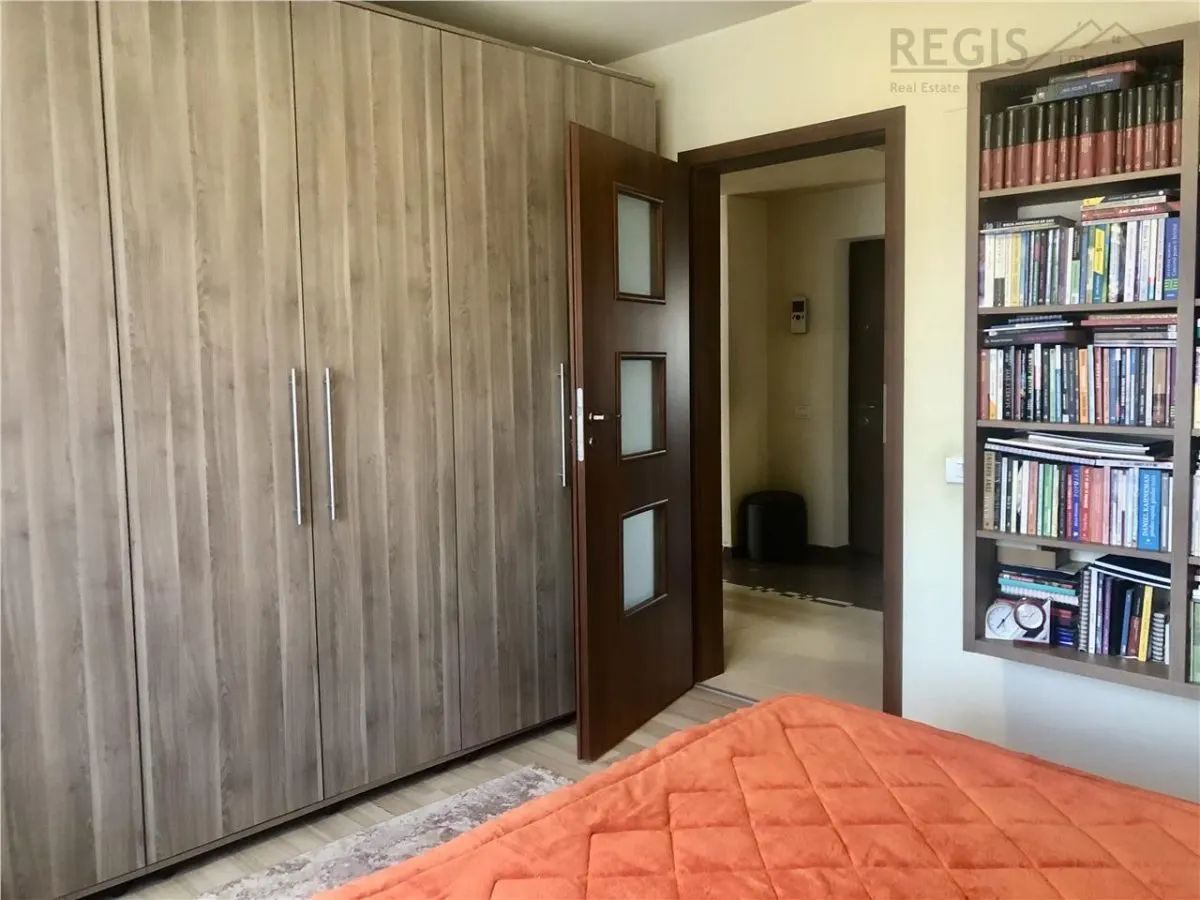 Apartament 3 camere cu doua parcari, strada de vile,  langa Coresi Tractorul - foto 21