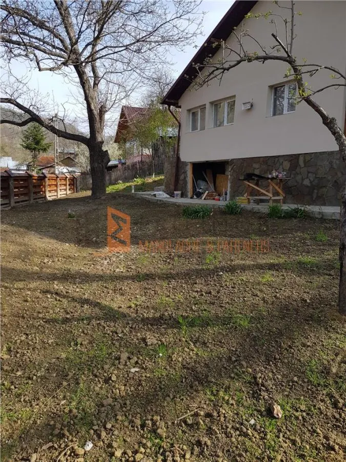 Casa tip parter zona Cozieni - foto 4