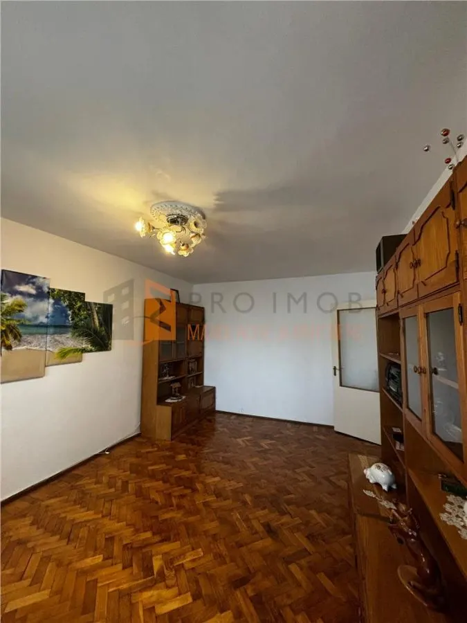 Apartament 2 camere cf 1 decomandat zona Micro 5 - foto 5