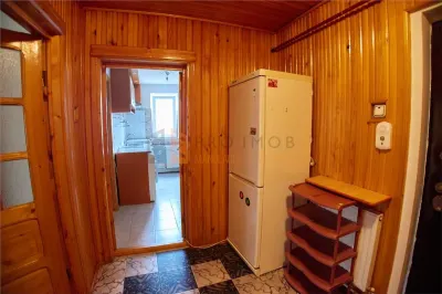 Apartament 2 camere decomandat in zona Crang - foto 6