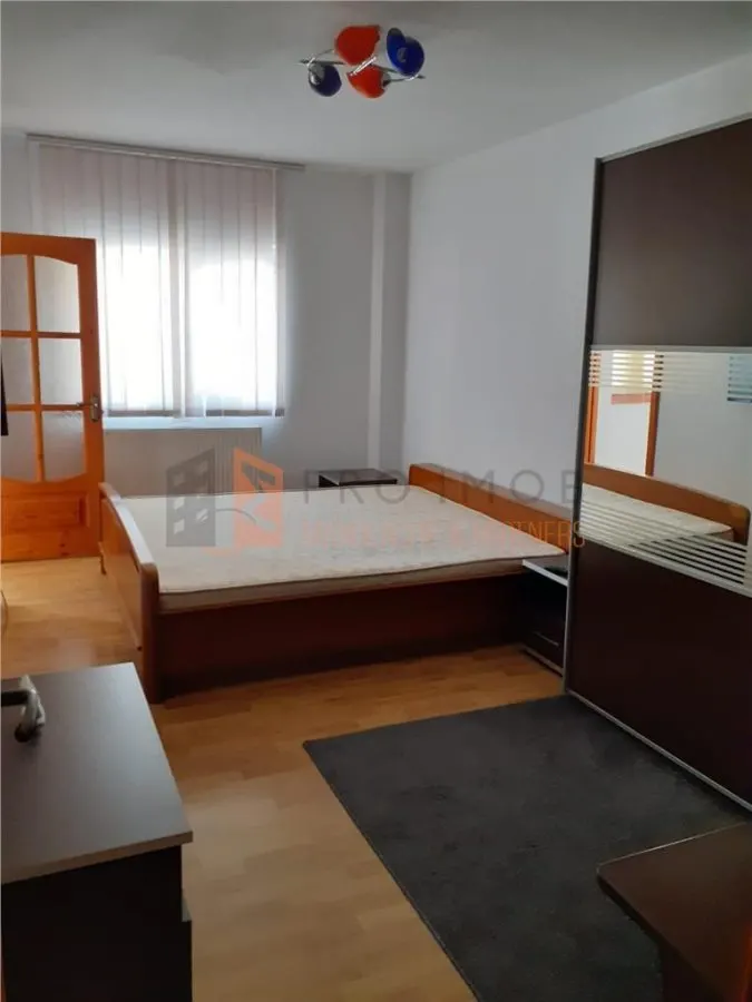 Apartament 4 camere cf 1  decomandat zona Bulevardul Unirii - foto 3
