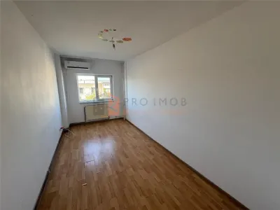 Apartament 3 camere cf 1 decomandat zona Unirii Sud - foto 3