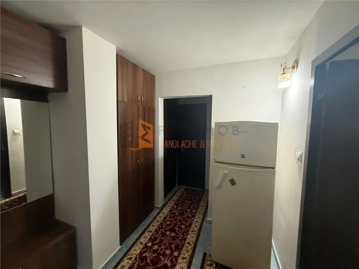 Apartament 2 camere cf 1  decomandat zona Brosteni - foto 3