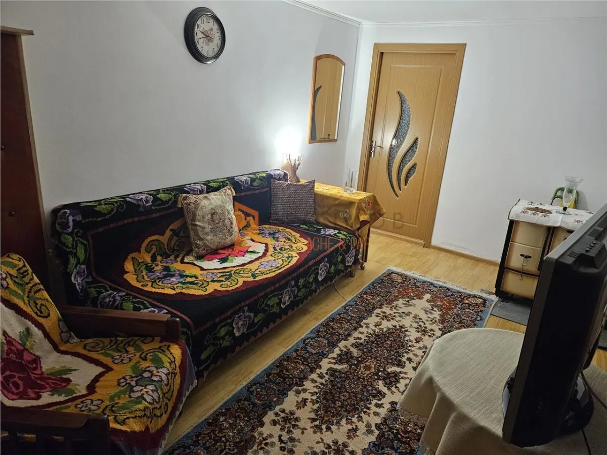 Casa tip parter + beci si teren 4684 mp in Candesti, Vernesti - foto 14