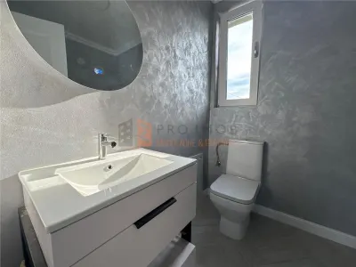 Case tip duplex zona Transilvaniei - foto 9