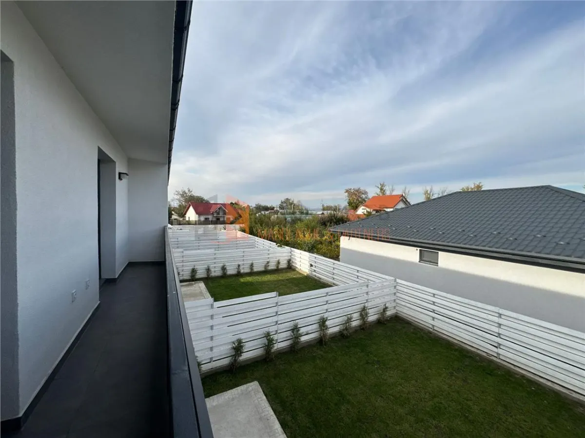 Case tip duplex zona Transilvaniei - foto 10