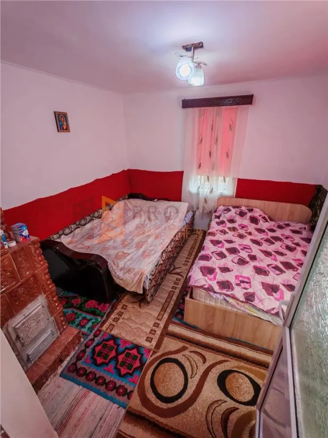 Casa tip parter + teren zona Maxenu - foto 1