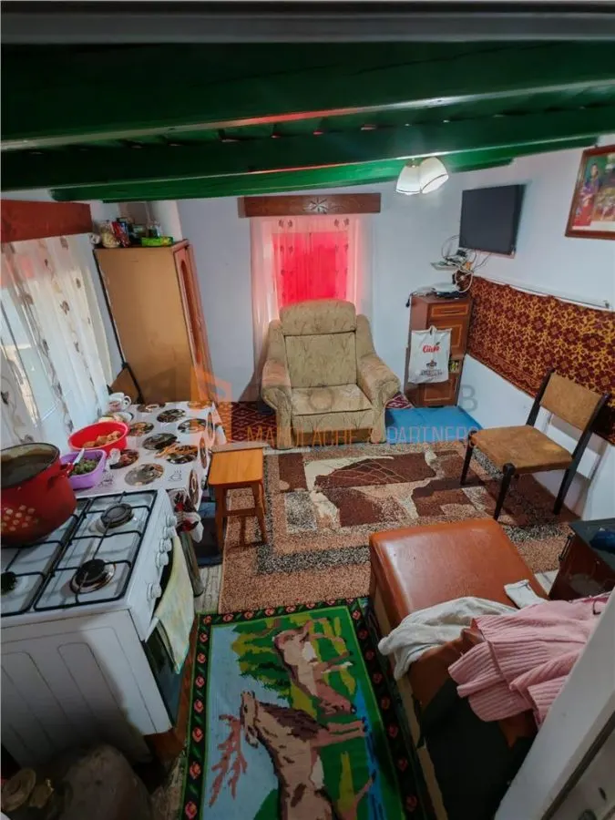 Casa tip parter + teren zona Maxenu - foto 6