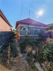 Casa tip parter si teren 677mp in zona Transilvaniei - foto 2