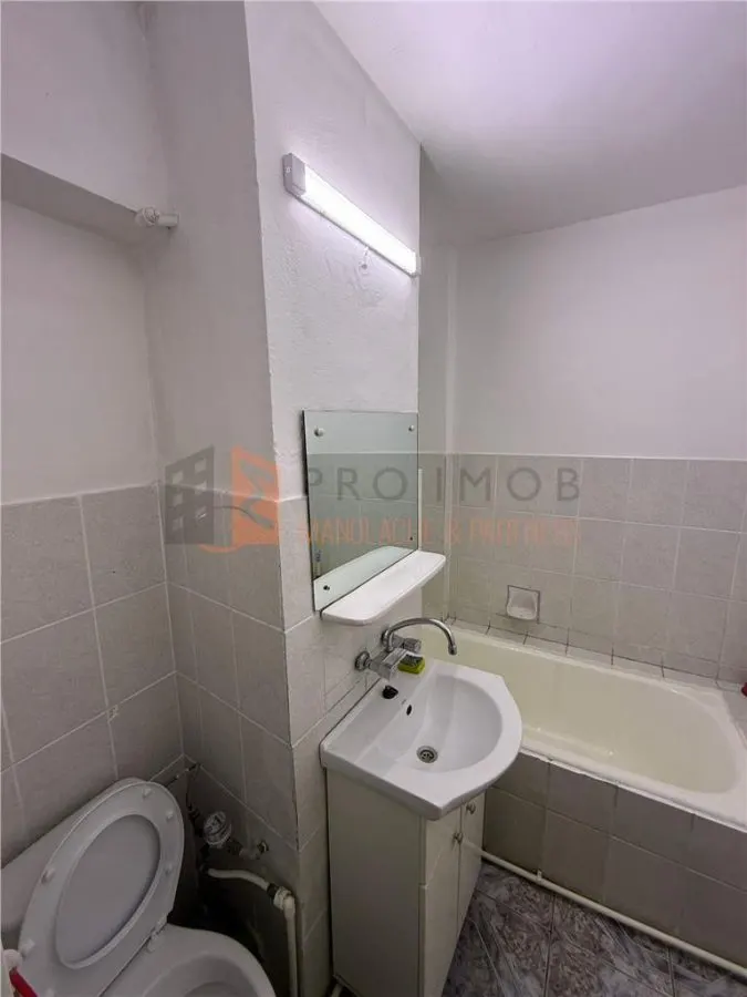 Apartament 2 camere cf.1 decomandat zona Ultracentral - foto 5