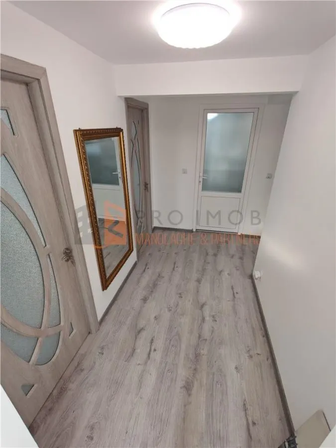 EXCLUSIVITATE! Casa moderna cu teren generos zona Mihailesti - foto 10