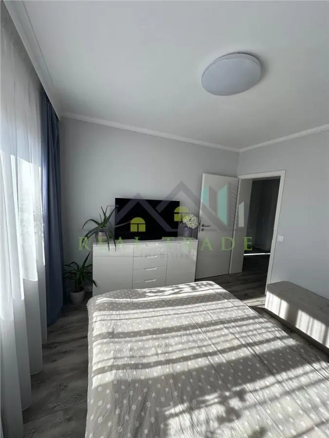 Casa mobilata si utilata Sanpetru - foto 6