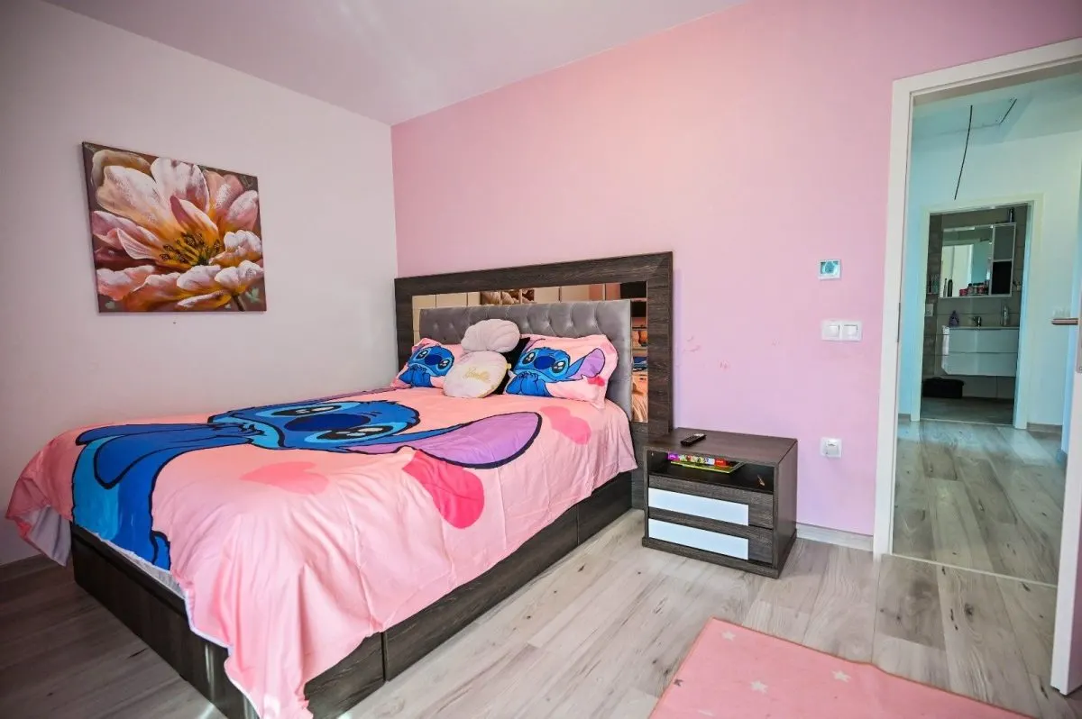 Casa mobilata si utilata Sanpetru - foto 4