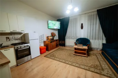 Apartament 3 camere cf 1 decomandat zona Centru - foto 10