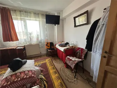 Apartament 3 camere cf1 decomandat zona Centru - foto 7