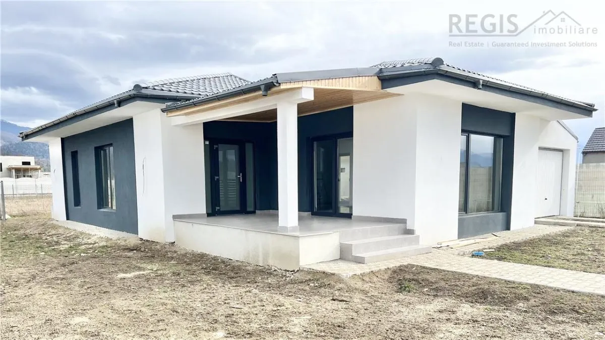 Casa individuala Cristian incalzire in pardoseala si garaj - foto 1